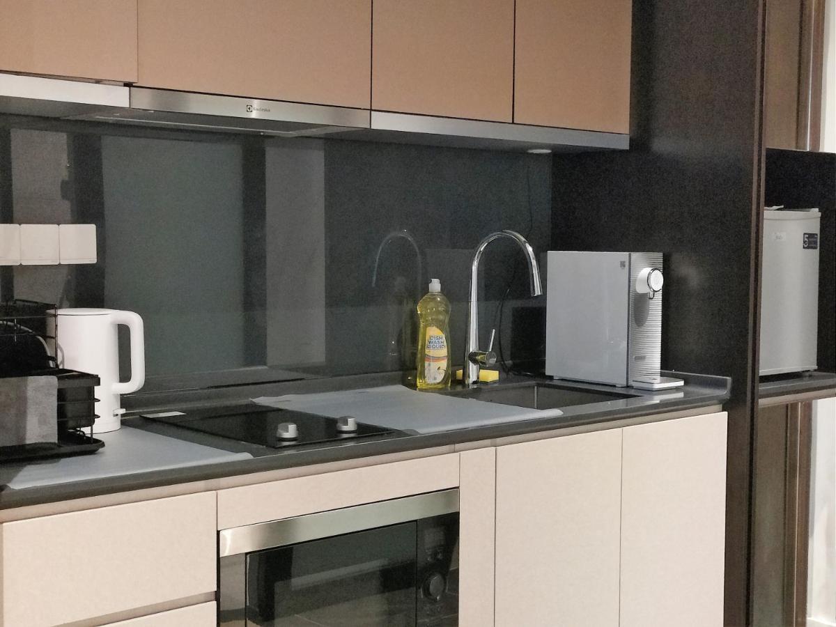 Scarletz Suites, Luxury Suites Klcc By Birdy Stayクアラルンプール エクステリア 写真